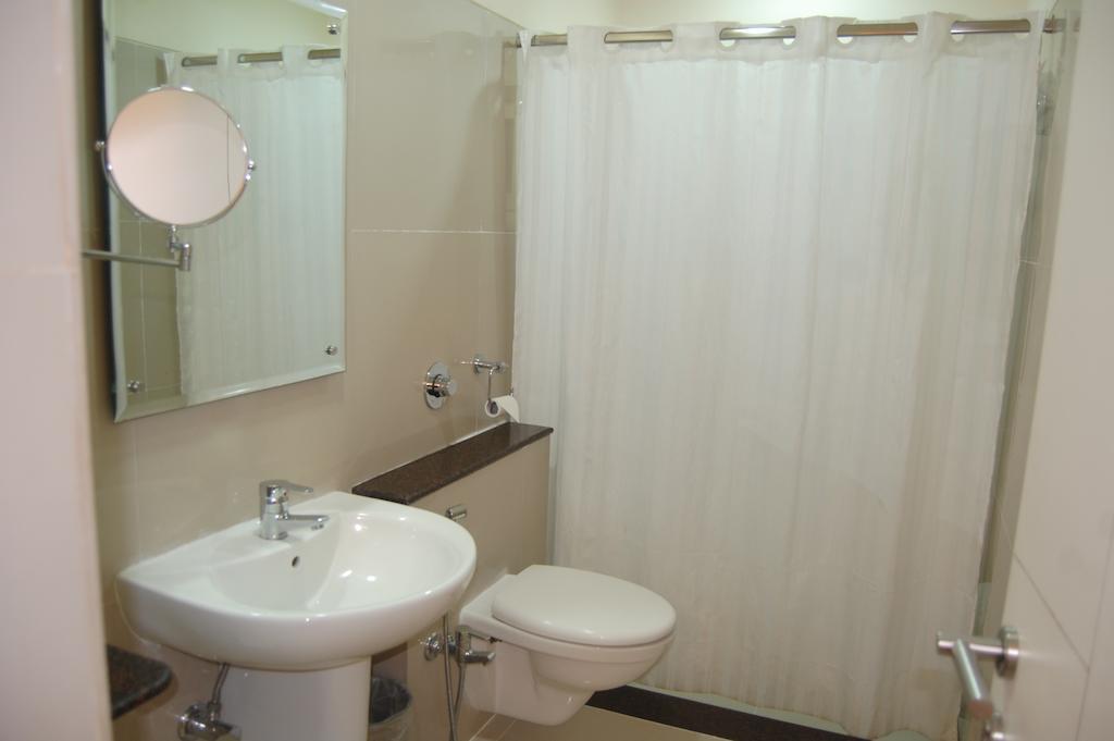 Shreemaya Hotel Indore Cameră foto