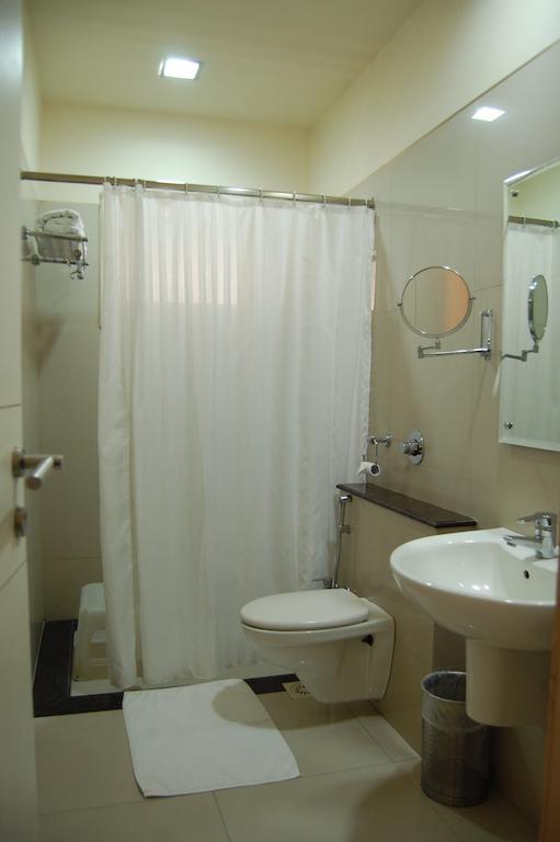 Shreemaya Hotel Indore Exterior foto
