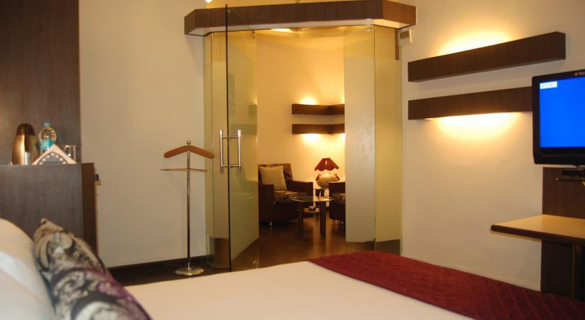 Shreemaya Hotel Indore Exterior foto
