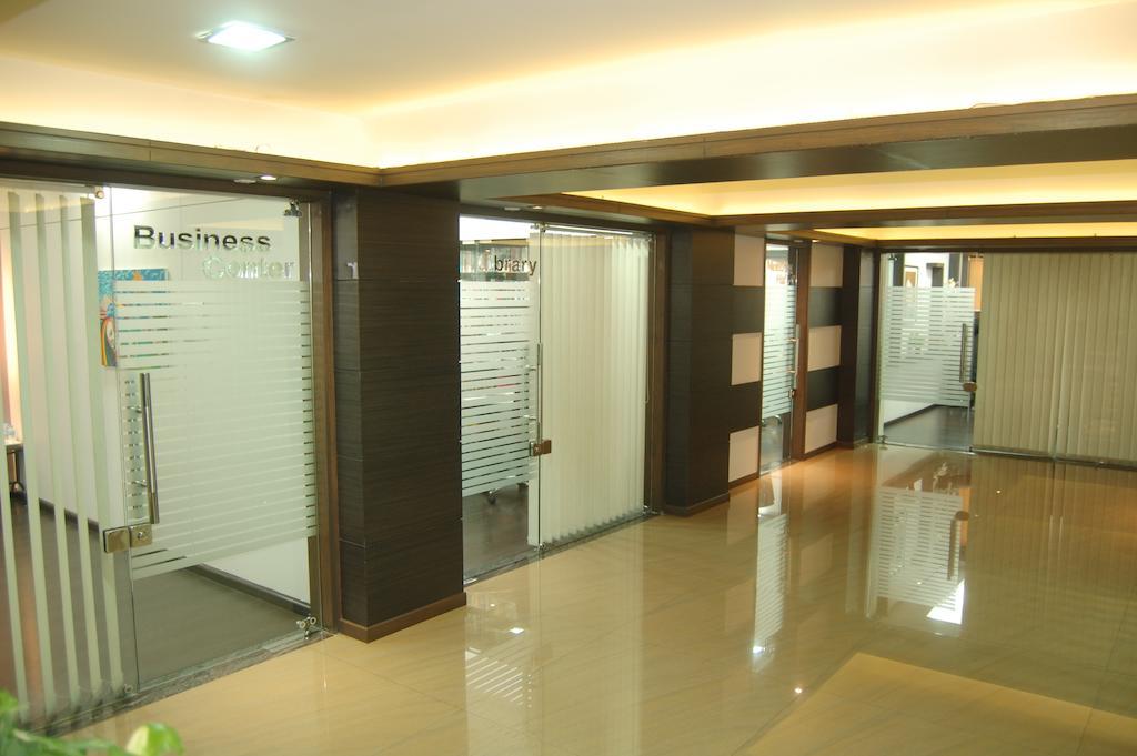 Shreemaya Hotel Indore Exterior foto